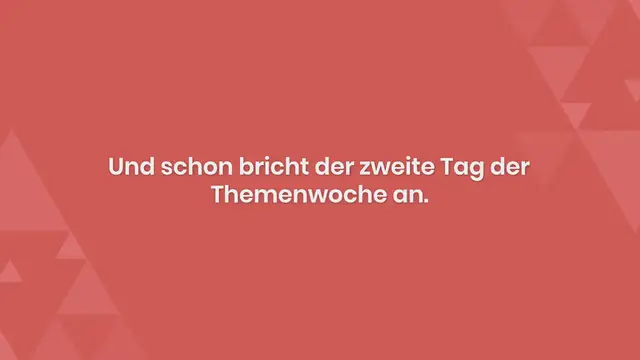 'Video thumbnail for Gefüllter Osterkranz {frisch aus dem ofen}'