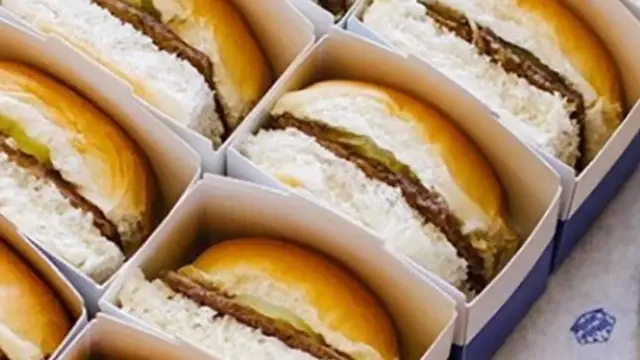 Video thumbnail for The Untold Truth Of White Castle