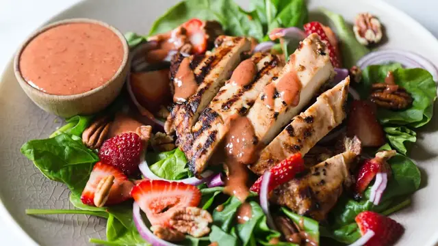 'Video thumbnail for Grilled Strawberry Balsamic Chicken And Spinach Salad Recipe'