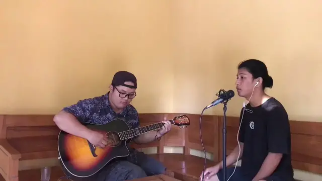 'Video thumbnail for Angga Candra Sampai Tutup Usia Cover by Sapta Live Acoustic'