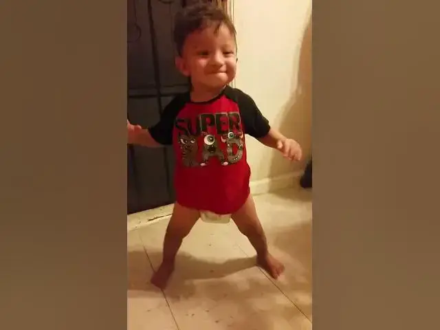 'Video thumbnail for un solito ( un ninito )'