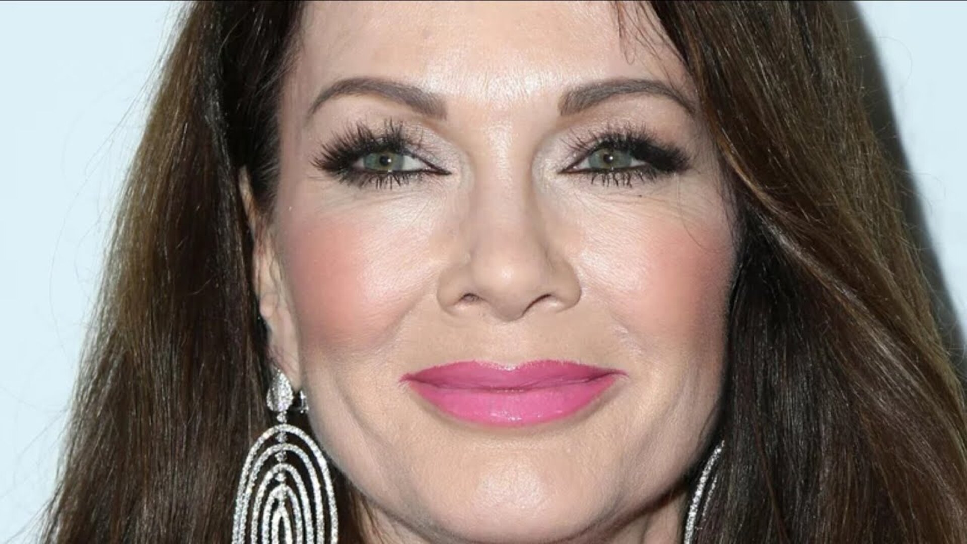Video thumbnail for Here's The Truth About Lisa Vanderpump