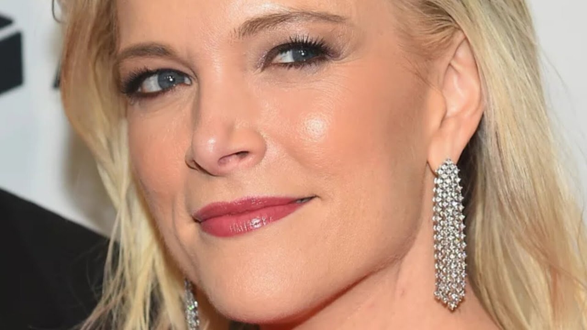 Video thumbnail for Megyn Kelly's Transformation Is Causing A Stir