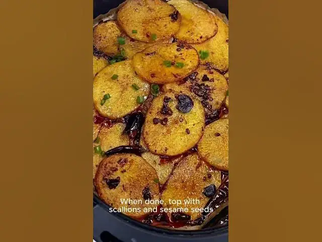 Video thumbnail for I Tried SUPER Spicy Potatoes in the Air Fryer