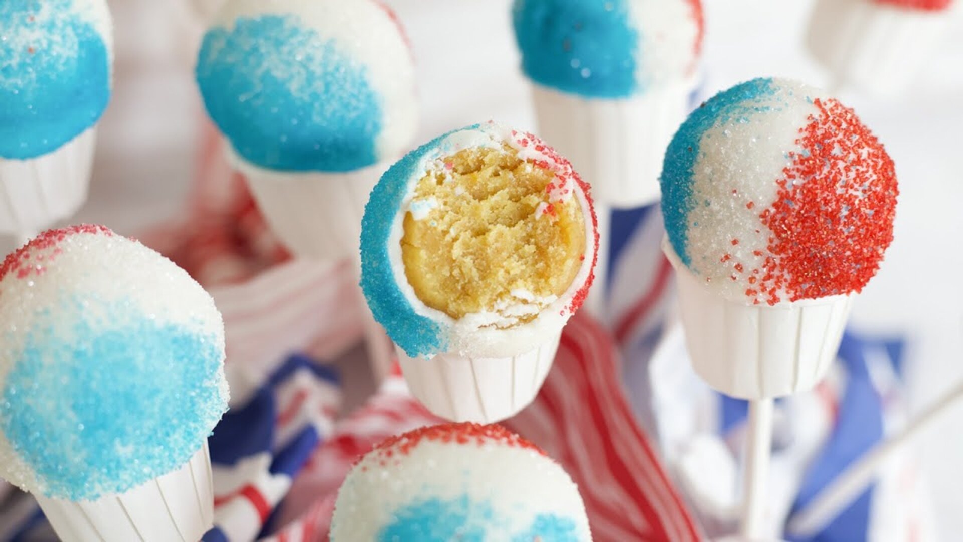 Video thumbnail for Snow Cone Summer Cake Pops Recipe
