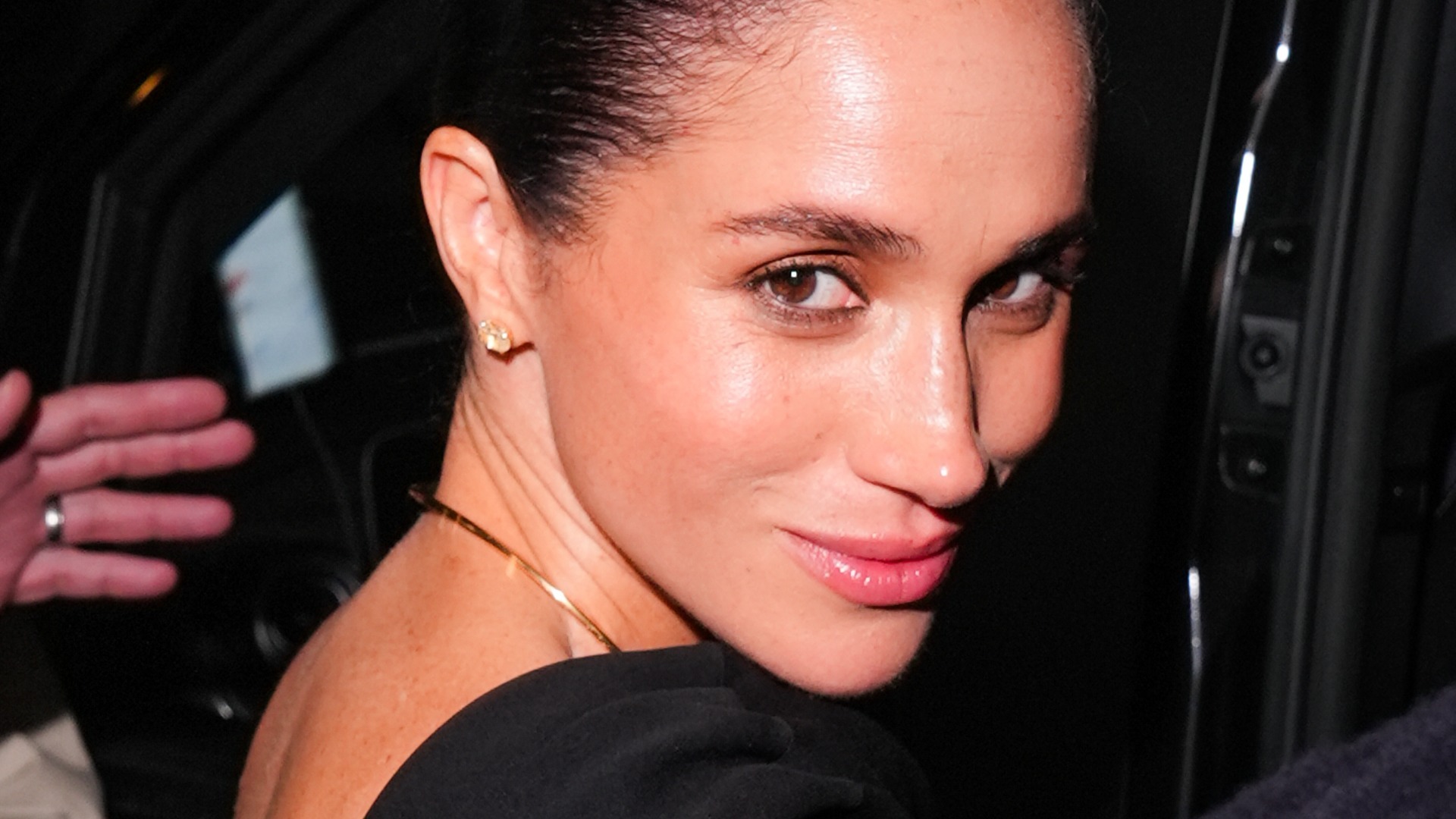 Video thumbnail for Meghan Markle Looks That Sparked Major Backlash