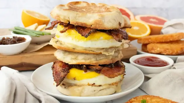 'Video thumbnail for Give The McDonald's McMuffin A Gourmet Spin With Our Breakfast Sandwich Recipe'