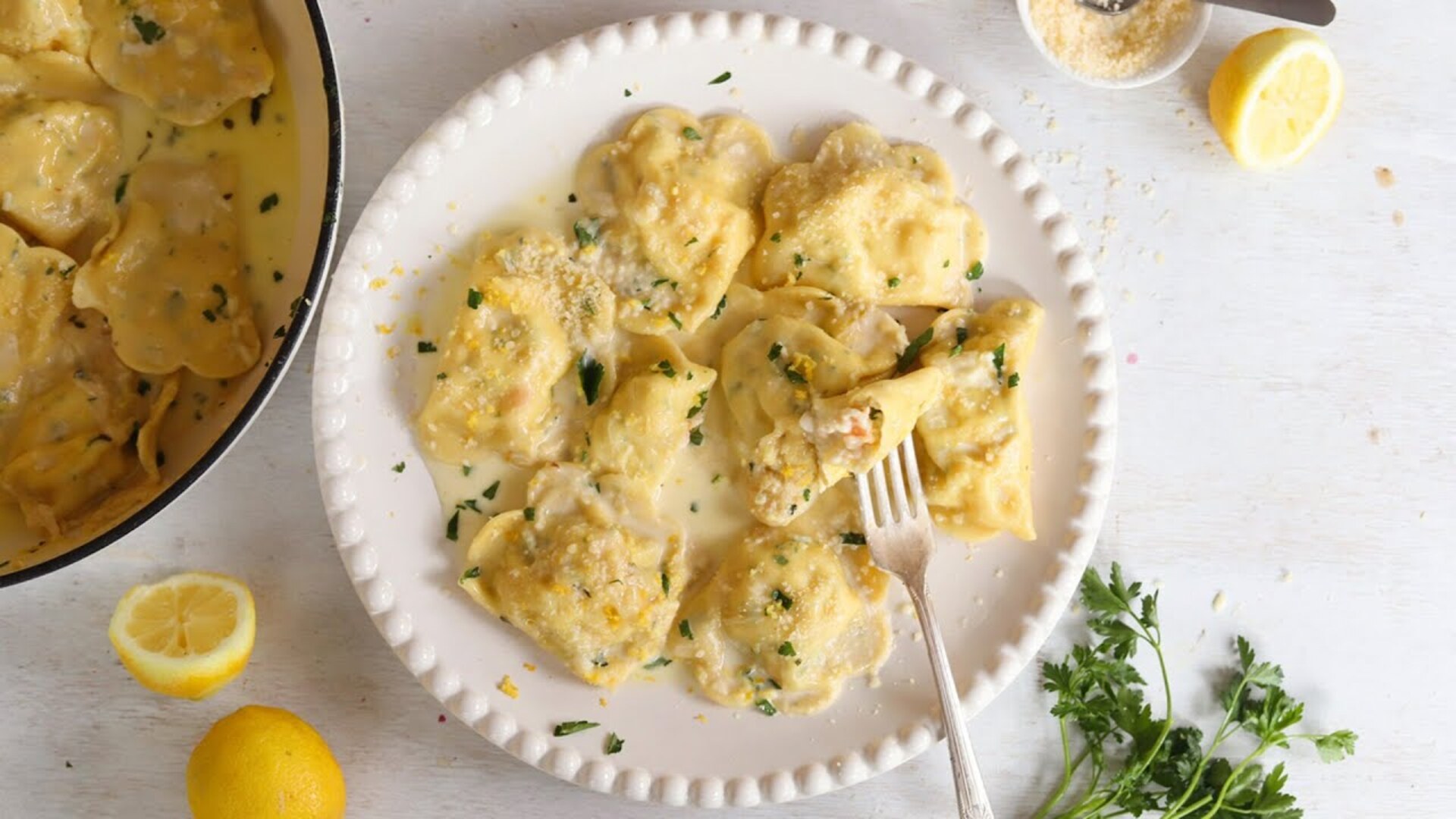 Video thumbnail for Lemony Shrimp Scampi Ravioli Recipe