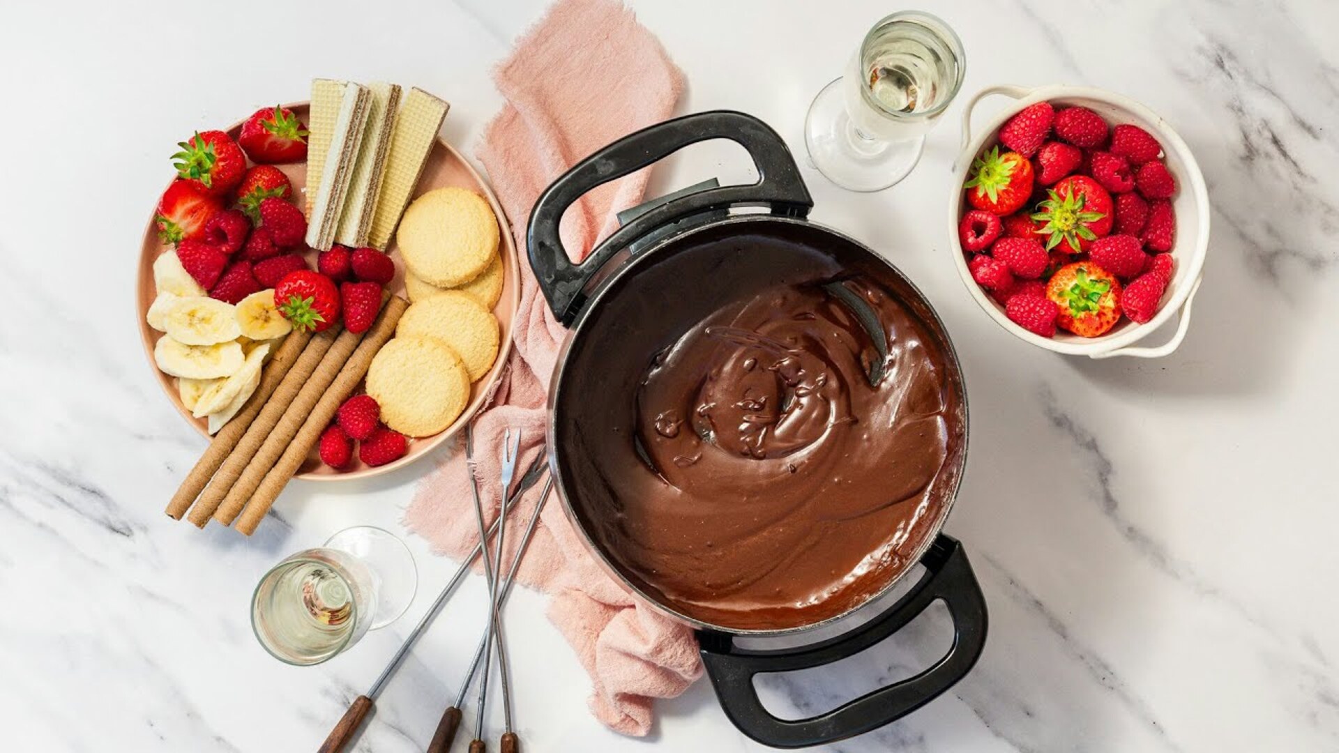 Video thumbnail for This Raspberry Chocolate Fondue For Two Will Impress Your Valentine