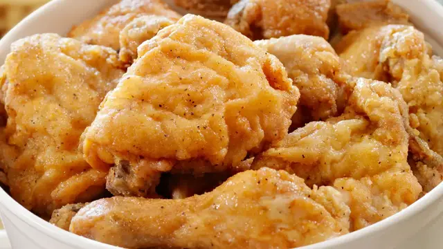 Video thumbnail for The Only Place You Could Get Costco's Fried Chicken Buckets