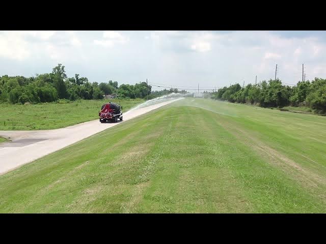 Video thumbnail for PIpeHunter Washdown Truck - Watering Levee 2