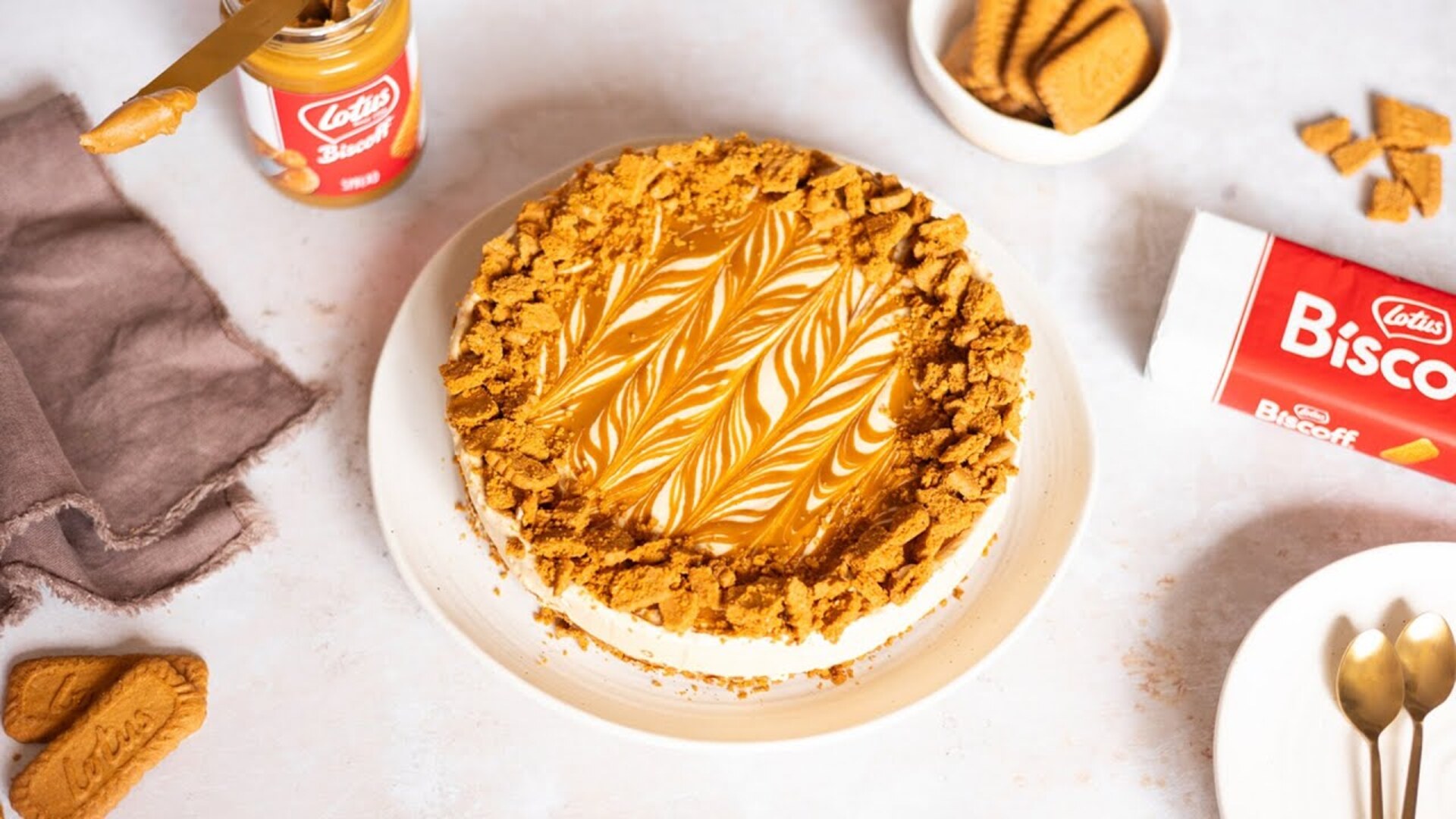 Video thumbnail for Indulgent Biscoff "Cookie Butter" Cheesecake Recipe