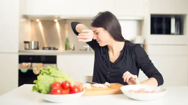 Video thumbnail for Why Onions Really Make You Cry