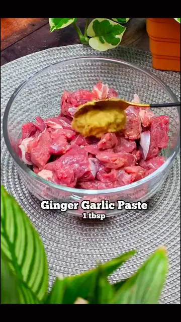 Video thumbnail for Fried Aalu keema