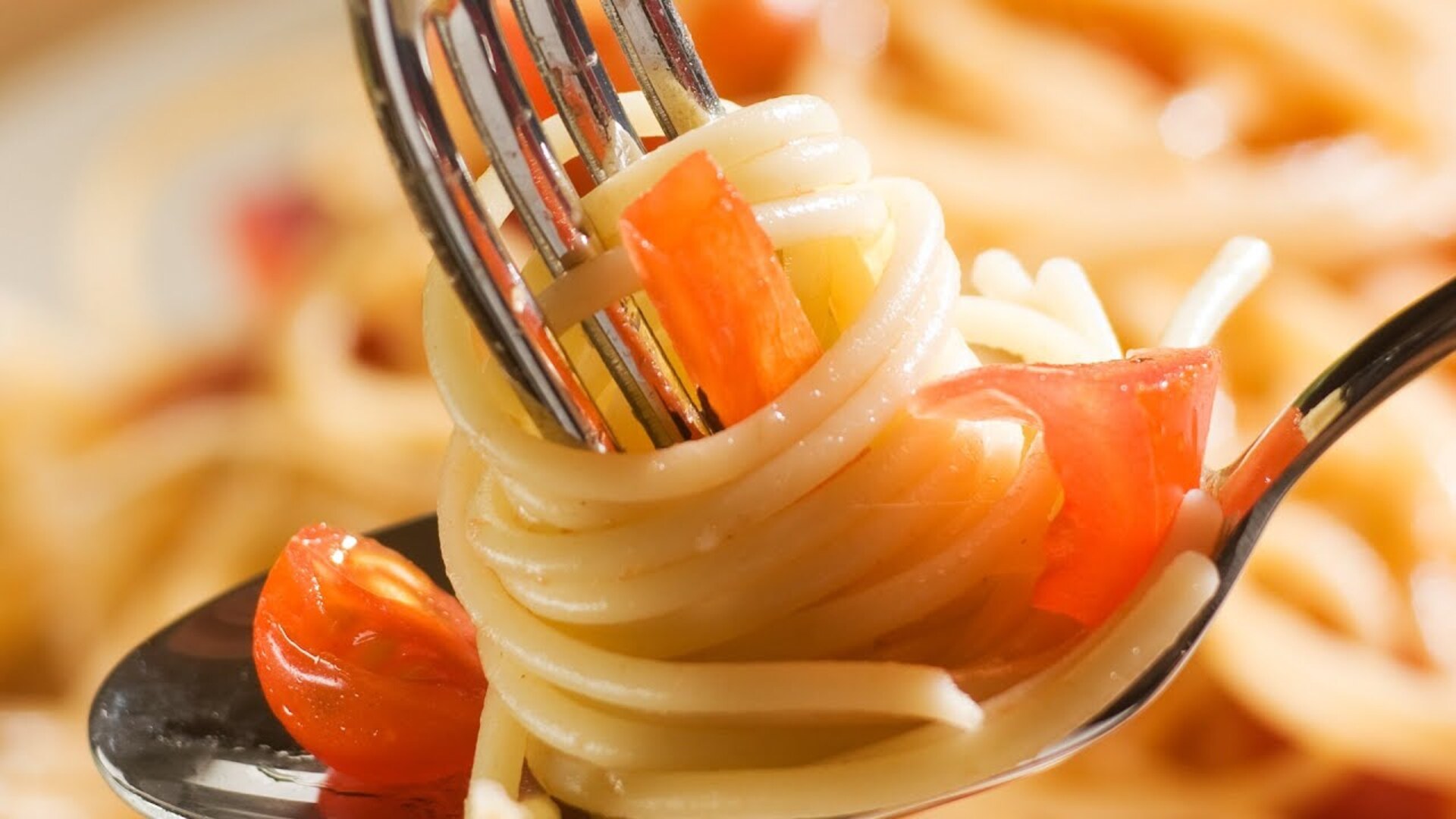 Video thumbnail for Everyone Says To Never Break Pasta In Half. Ever Wondered Why?