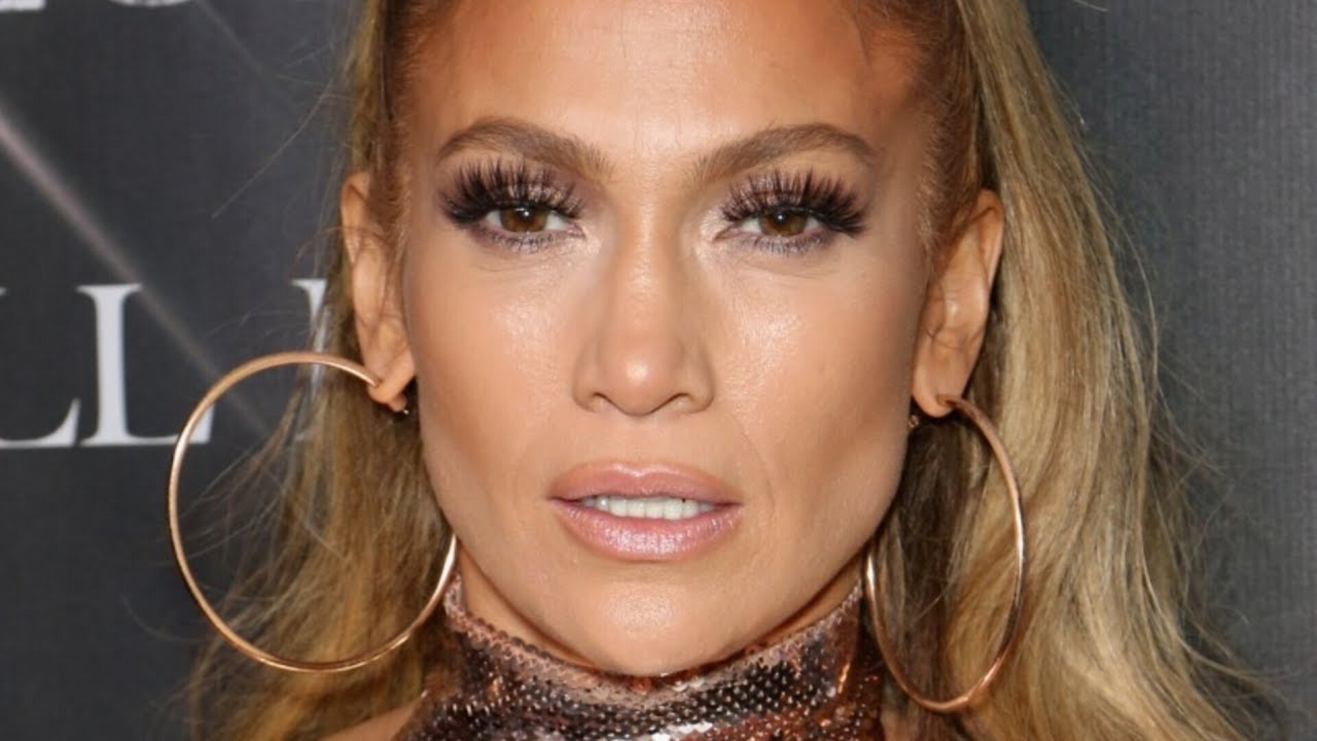 Video thumbnail for This Is How Much Celebs Really Get Paid For Private Events