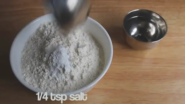 Video thumbnail for How to Make Snowflake Sugar Cookies(720P HD)