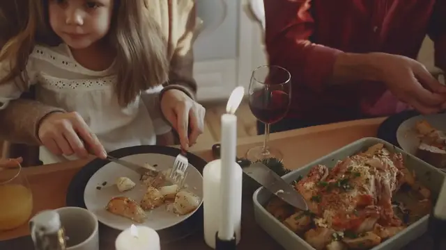 'Video thumbnail for How to Make Classic Sausage Stuffing for Thanksgiving'