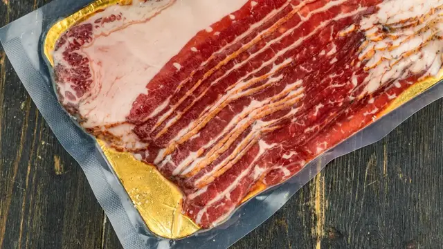 'Video thumbnail for The 6 Worst And 5 Best Bacon Brands'