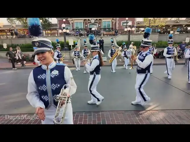'Video thumbnail for FULL SET: Disneyland Band in Town Square | Disneyland Resort 2025   4K'