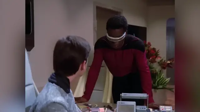 Video thumbnail for Sci-Fi Costumes That Hold A Lot More Meaning Than You Think