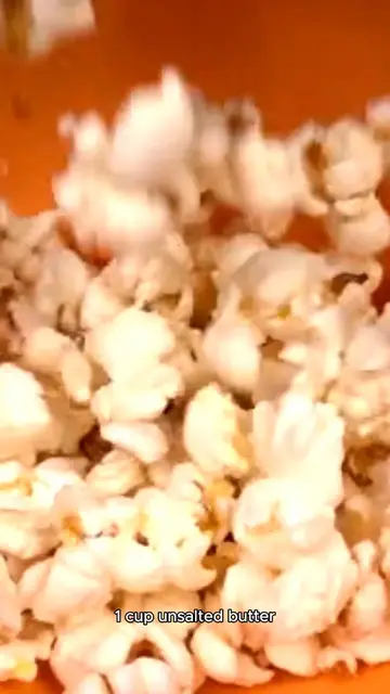 Video thumbnail for caramel popcorn recipe