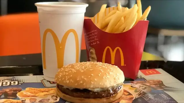 Video thumbnail for The 1980s McDonald's Sandwich You Probably Forgot About