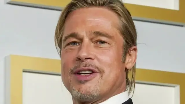 'Video thumbnail for Brad Pitt's Transformation Is Seriously Turning Heads'