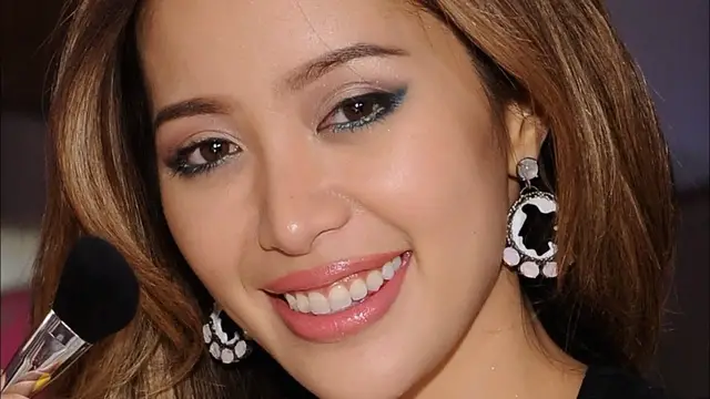 'Video thumbnail for Facts You May Not Know About Michelle Phan'
