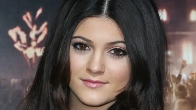 'Video thumbnail for Celebrities Who Looked Like Different People 10 Years Ago'