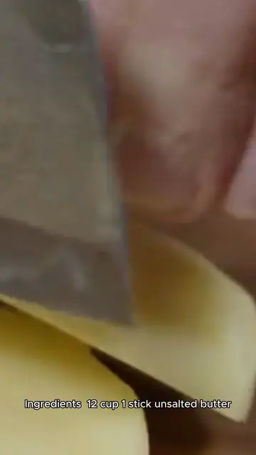 Video thumbnail for cake icing recipe