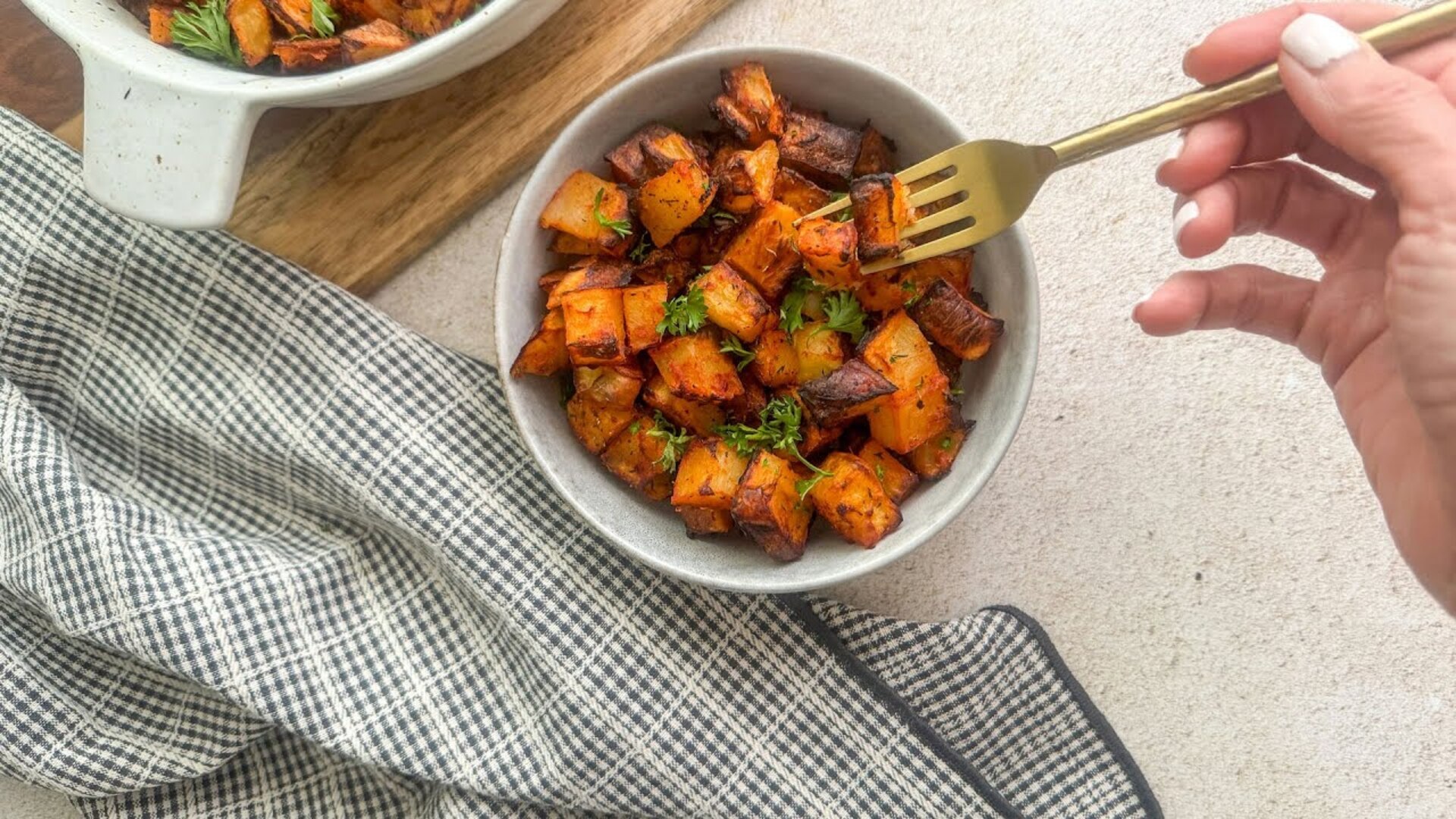 Video thumbnail for Roasted Spanish Potatoes Recipe