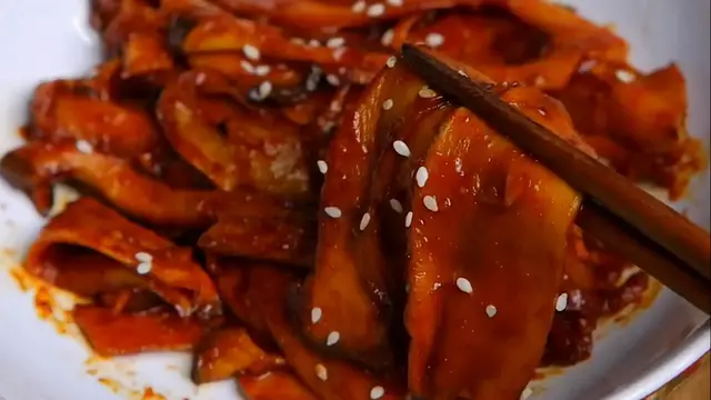 Video thumbnail for King Oyster Mushroom Recipe - Mushroom Recipe