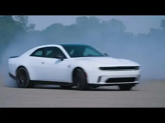 Video thumbnail for Dodge Charger Daytona Scat Pack - Official Fratzonic Video