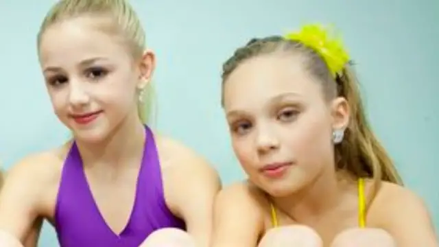 Video thumbnail for What The Original Cast Of Dance Moms Looks Like Now