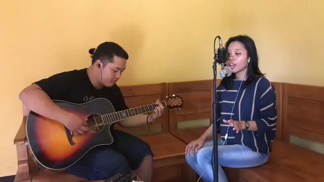 'Video thumbnail for Naff Kenanglah Aku ( Cover DAkustik )'