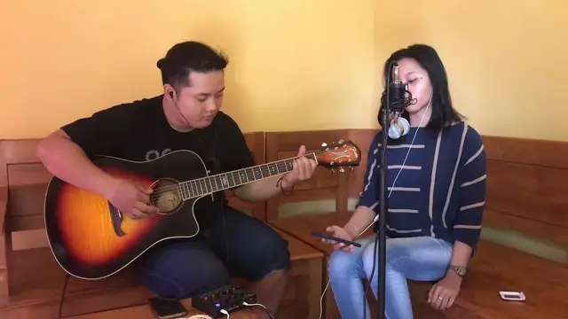 'Video thumbnail for Harmony Padi (Live DAkustik)'