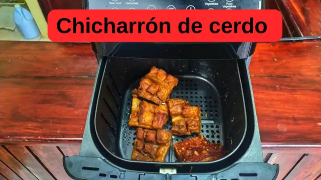 Video thumbnail for Cómo hacer un chicharrón de cerdo crujiente en freidora de aire