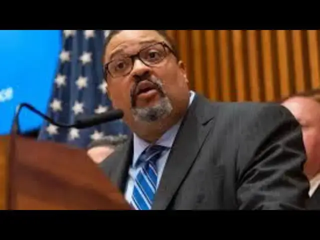 Video thumbnail for 'OMG!' Alvin Bragg Nightmare As Witness Implodes