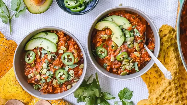 'Video thumbnail for Pumpkin And Turkey Chili Recipe'