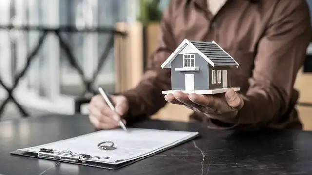 Video thumbnail for Why a real estate career? video blog