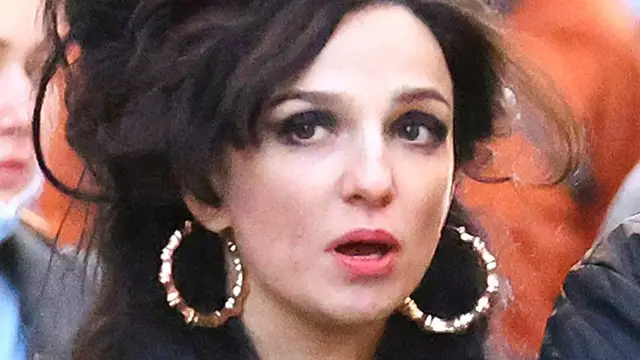 Video thumbnail for Things Back To Black Left Out About Amy Winehouse's True Story