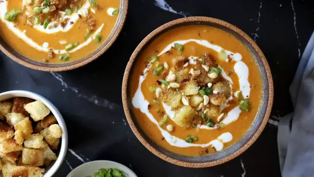 Video thumbnail for Panang Curry Tomato Bisque Recipe