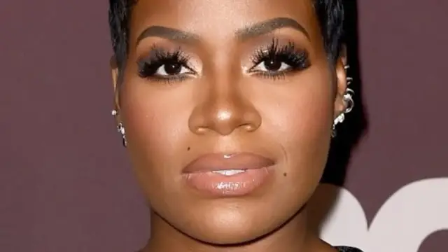 Video thumbnail for The Truth About Fantasia Barrino And Kendall Taylor's Marriage