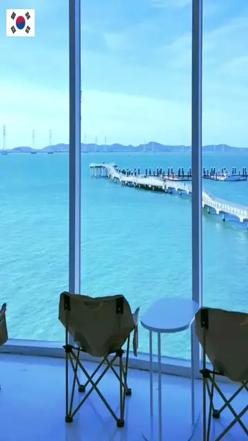 Video thumbnail for Six Transparent Planets Have Landed on Korea's Turtle Island (Geobukseom)🌊✨