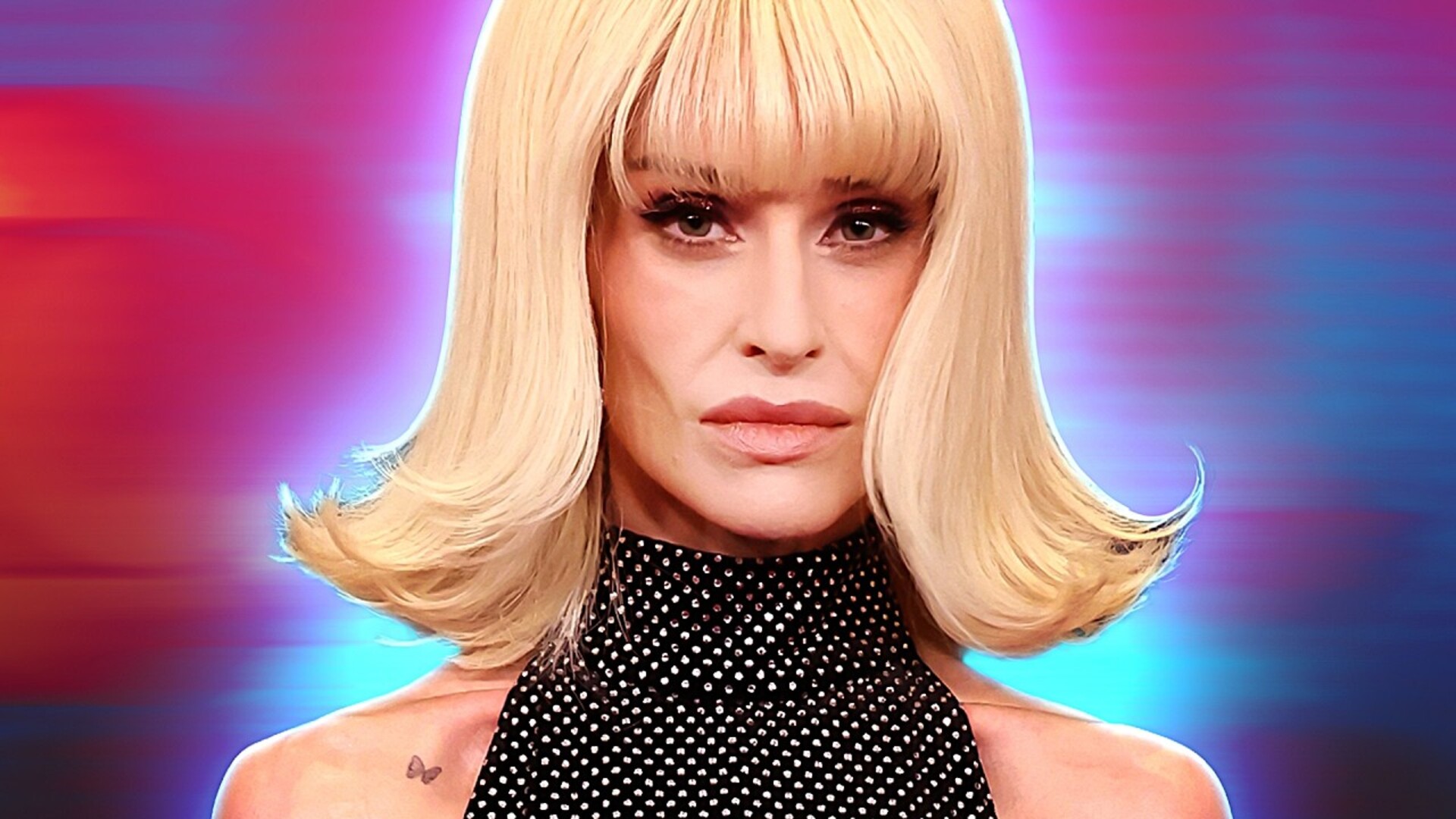 Video thumbnail for Kelly Osbourne's New Photo Has Fans Alarmed: 'Ozempic Cheekbones'