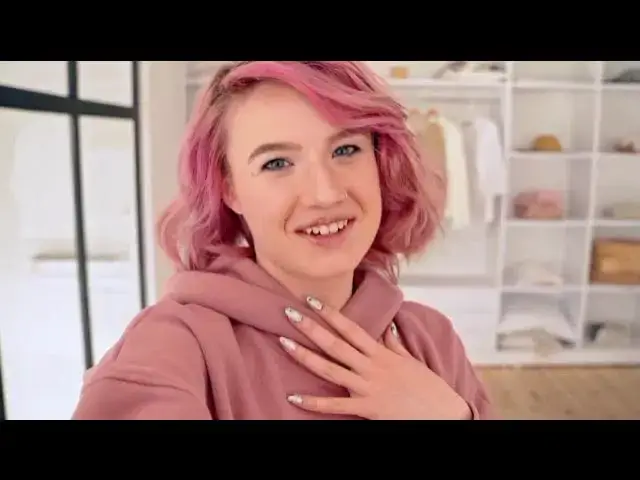 Video thumbnail for Mastering Comedy: 10 Hilarious Jokes and Puns Every Comedian Should Know Stand-up Comedy Tips