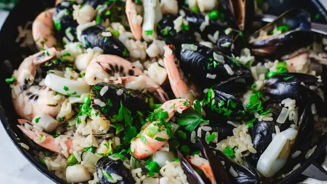 'Video thumbnail for Creamy Seafood Risotto Recipe'