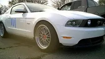 Video thumbnail for 2011 Ford Mustang lowered on BBS CH-R's