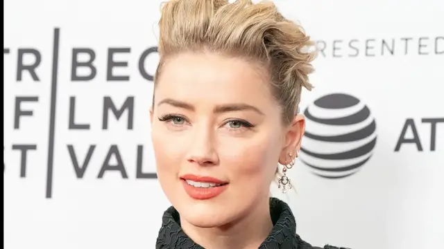 'Video thumbnail for Why Hollywood Won't Cast Amber Heard Anymore'